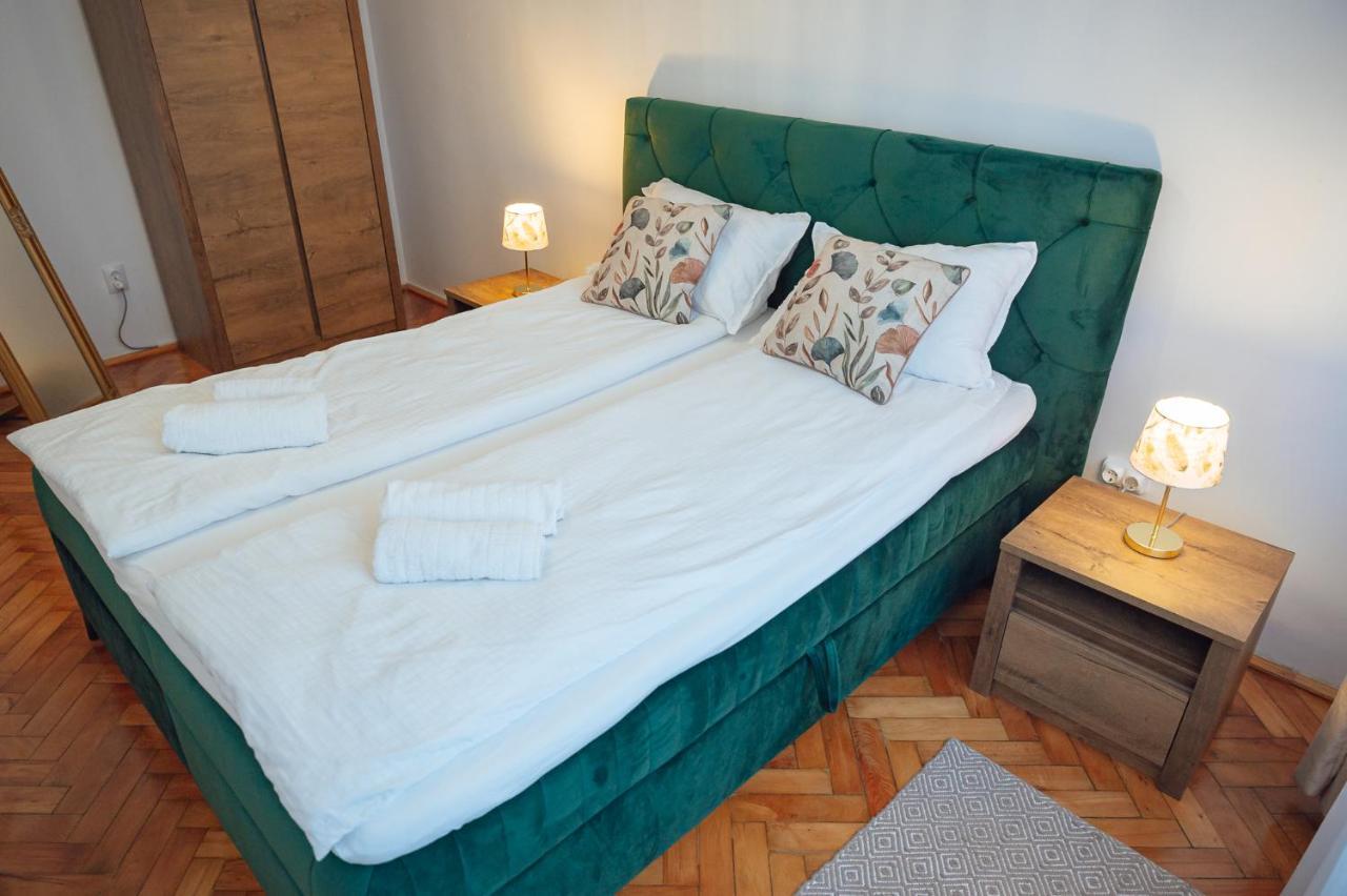 Apart Relax Turda Exterior photo