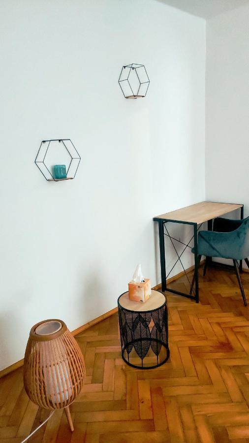 Apart Relax Turda Exterior photo